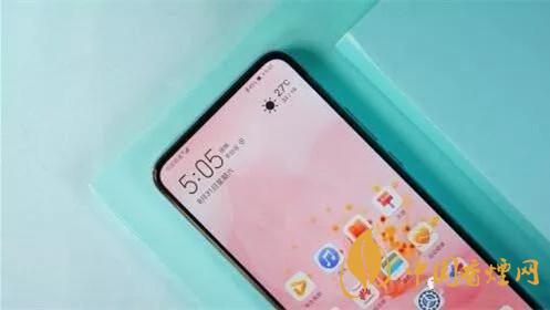 華為暢享20plus和realmev3哪個好？兩款手機參數(shù)對比測評